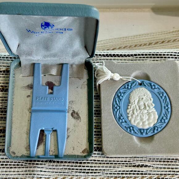 Wedgwood Blue Jasperware Santa Ornament with Box and Stand – 2.5” - Picture 6 of 14